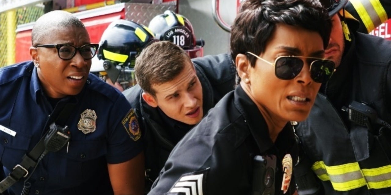 9-1-1': Tsunami atinge Los Angeles no trailer da 3ª temporada; Assista! -  CinePOP